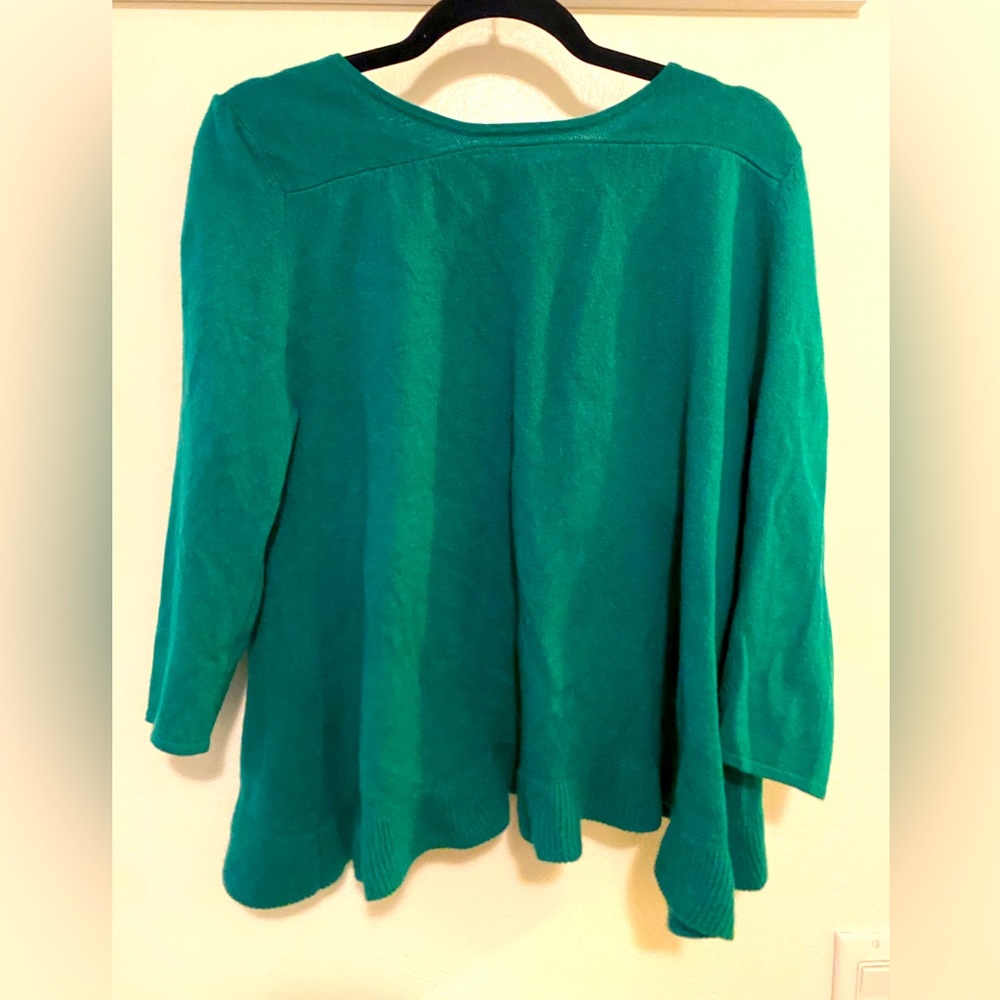 Alisha Levine green tulip back cashmere sweater sz L